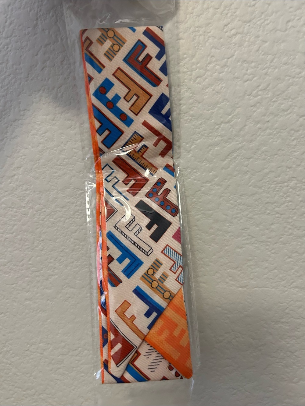 NEW BEAUTIFUL Scarf for purse & you can use as a hair accessory
